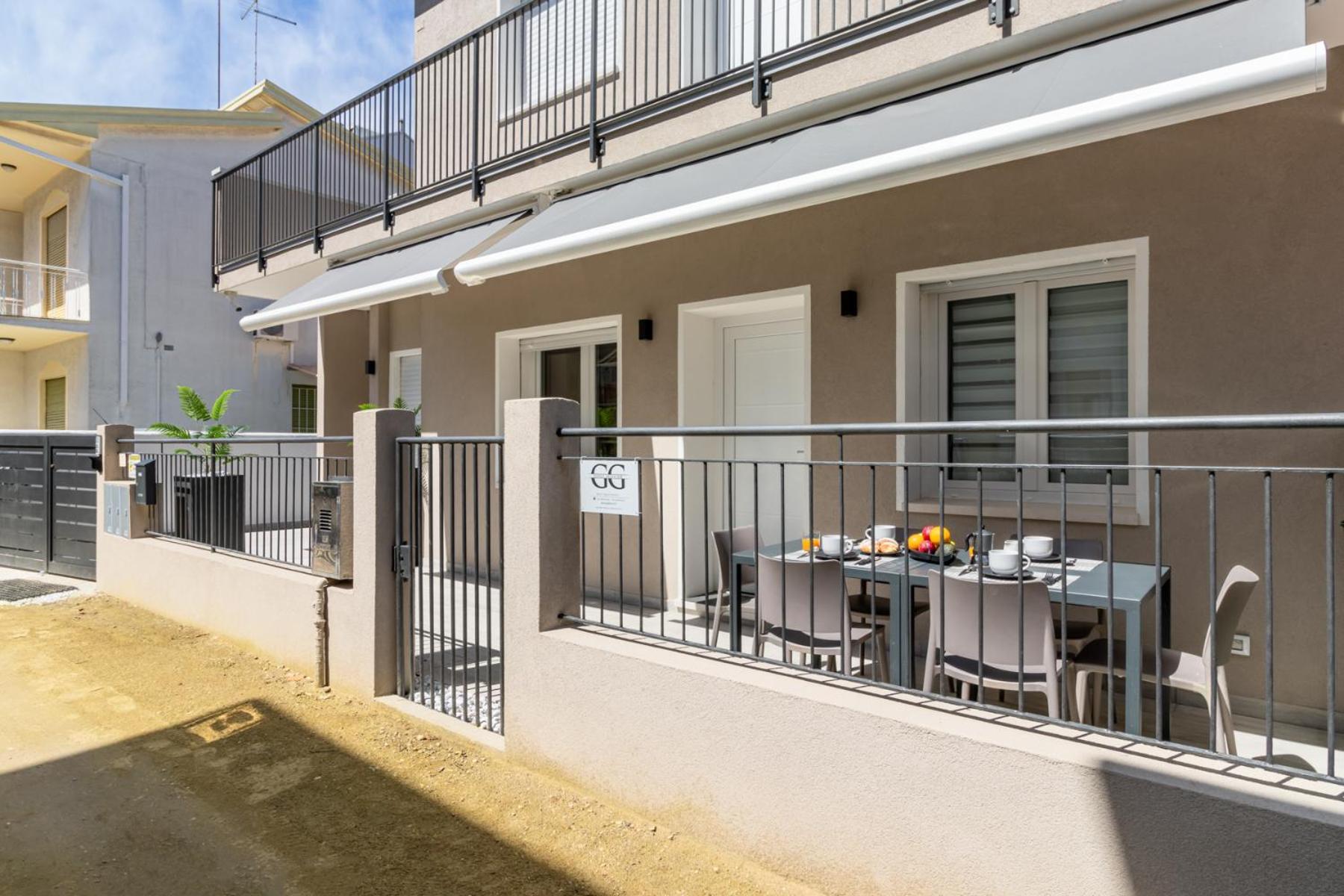 Gigi House Appartamento Piazza Mazzini 300M Dal Mare 리도 디 예솔로 외부 사진