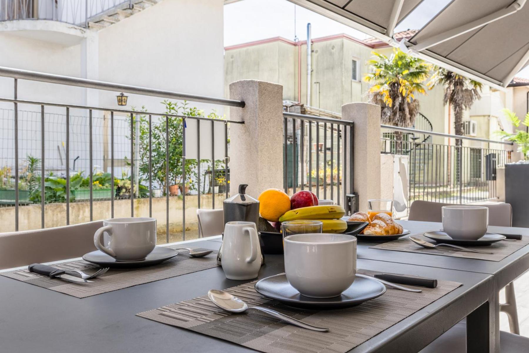 Gigi House Appartamento Piazza Mazzini 300M Dal Mare 리도 디 예솔로 외부 사진